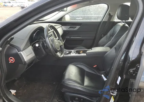 2016 Jaguar Xf Prestige z USA, uszkodzony, nr VIN SAJBK4BV4GCY14973